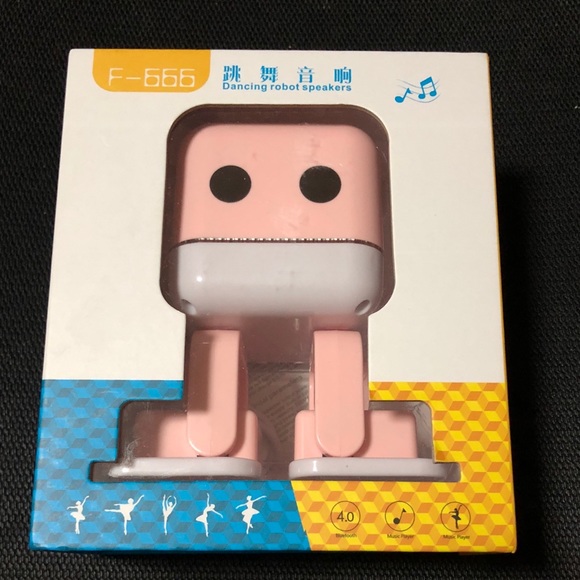 New Dancing Robot Speaker - Picture 2 of 7